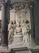 Bas-relief dans la basilique Saint-Remi de Reims, vers 1600.