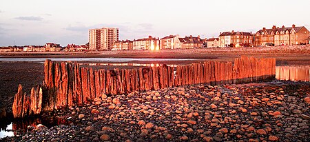 Bare Beach & Promenade