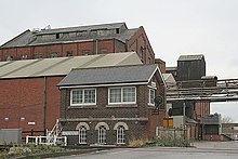 Barlby signal box with BOCM mill in background (2007)