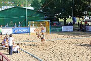 Deutsch: Beachhandball Europameisterschaften 2019 (Beach handball Euro); Tag 4: 5. Juli 2019 – Frauen, Viertelfinale, Niederlande-Griechenland 2:1 (25:12, 18:24, 7:6) English: Beach handball Euro; Day 4: 5 July 2019 – Quarter Final Women – Netherlands-Greece 2:1 (25:12, 18:24, 7:6)