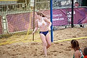 Deutsch: Beachhandball bei den Olympischen Jugendspielen 2018; Tag 6, 12. Oktober 2018; Mädchen, Hauptrundenspiel – Ungarn-Niederlande 2:1 English: Beach handball at the 2018 Summer Youth Olympics at 12 October 2018 – Girls Main Round – Hungary-Netherlands 2:1