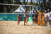 Deutsch: Beachvolleyball bei den Olympischen Jugendspielen 2018; Tag 8, 14. Oktober 2018; Mädchen, Achtelfinale – Mexiko-China 0:2 (15–21/16–21) English: Beach volleyball at the 2018 Summer Youth Olympics at 14 October 2018 – Girls Round of 16 – Mexico-China 0:2 (15–21/16–21)