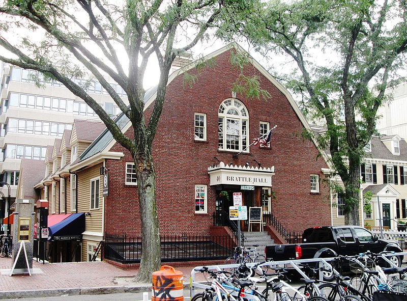 File:Brattle Hall, 40 Brattle Street, Cambridge, Massachusetts.jpg