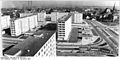 Bundesarchiv Bild 183-E1121-0021-001, Chemnitz, Wilhelm-Pieck-Straße, Wohnblocks.jpg