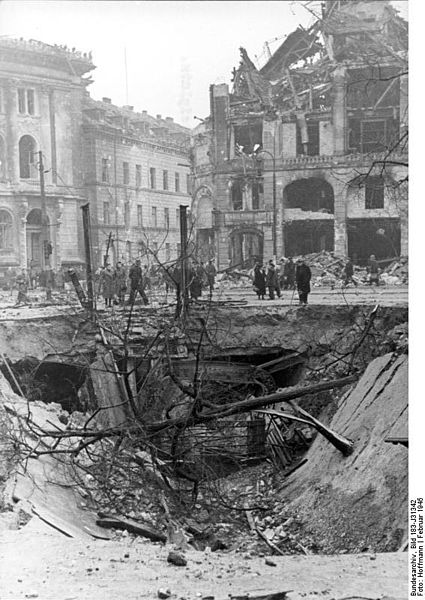 File:Bundesarchiv Bild 183-J31342, Berlin, zerstörte U-Bahnhof Hausvogteiplatz.jpg