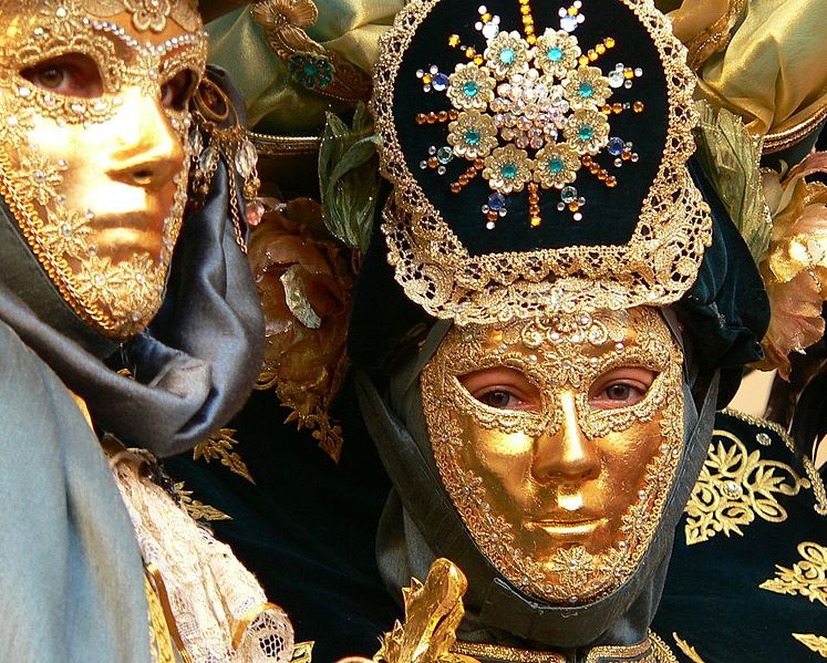 File:Carnival in Valletta - fancy-dress costume 03.jpg