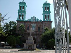 Ciudad Altamirano Tierra Caliente