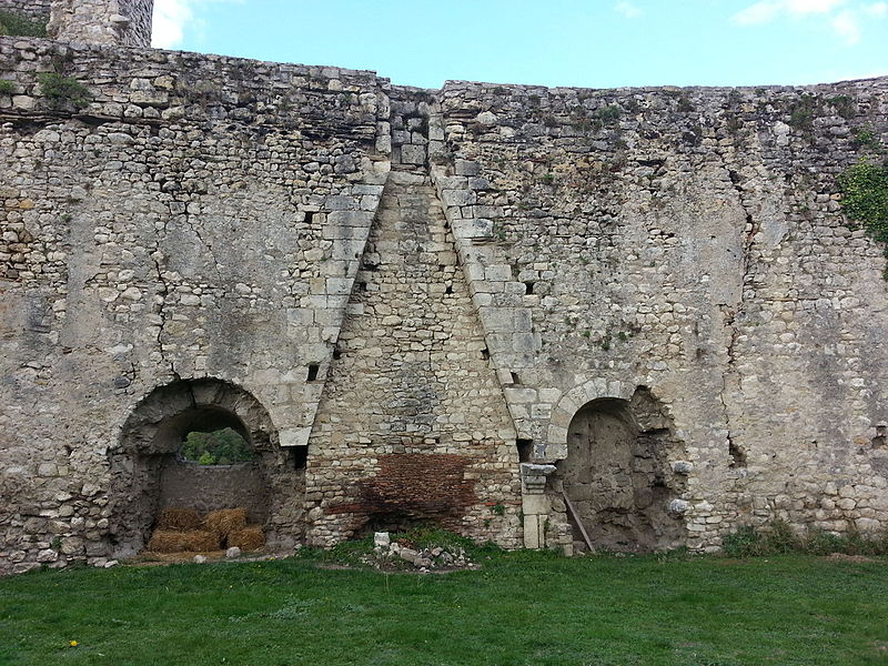 File:Château de Billy, ancienne cheminée.jpeg