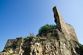 9 September 2012 — Les ruines du château de Francheville, dans le Rhône Photographe: Laurent Delmas