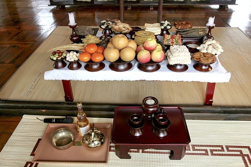 File:Charye-sang, table setting for ancestor worship ceremony.jpg