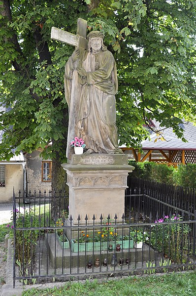 File:Christ Salvator statue in Kuks 1.jpg