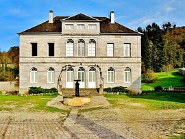 Chateau Umum Blondeau di Clerval