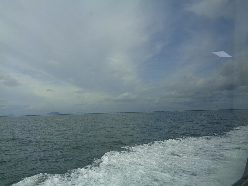 File:Coast of Kedah (28112375263).jpg