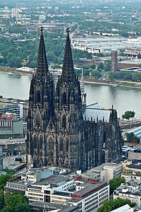 CologneCathedral-FlightOverCologne001a .jpg