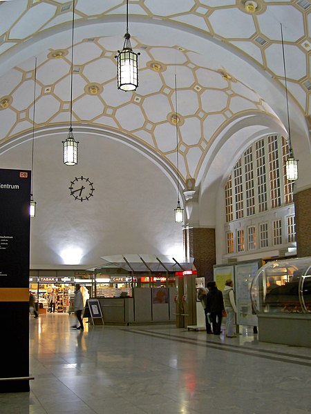 Inside the entrance hall of Darmstadt station after the last renovation