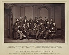 Das Comite der Photographischen Gesellschaft in Wien 1877.jpg
