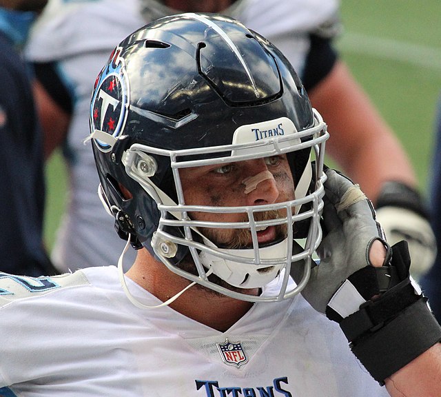 Buffalo Bills sign former Tennessee Titans RT David Quessenberry