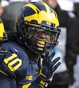 Devin Bush Jr. (37307324134) .jpg