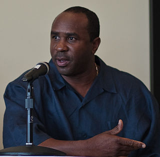 <span class="mw-page-title-main">Devon White (baseball)</span> Jamaican-American baseball player (born 1962)