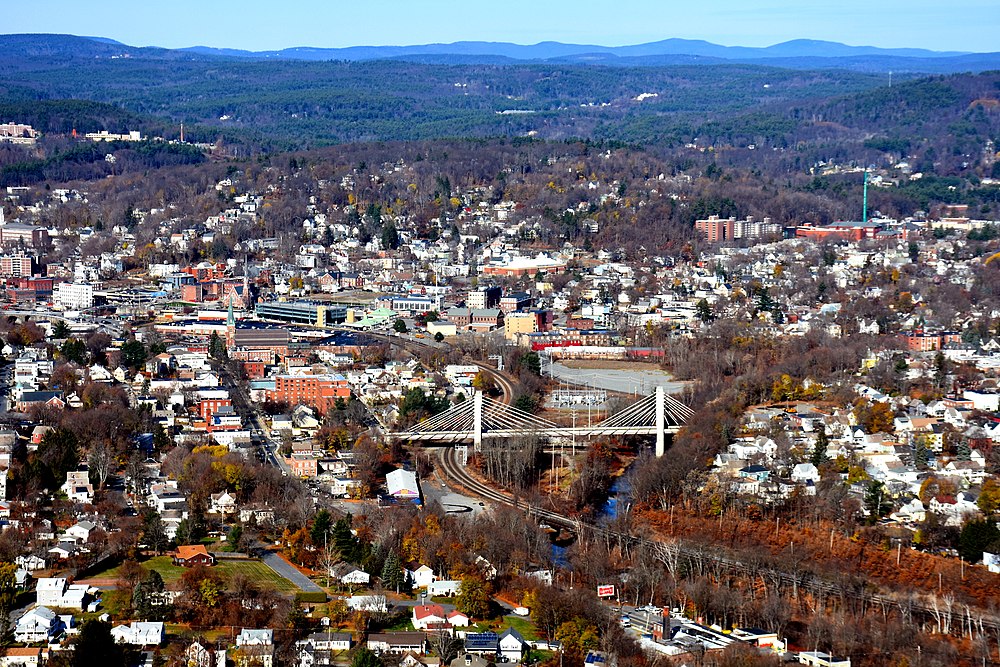 The population density of Fitchburg in Massachusetts is 553.67 people per square kilometer (1433.78 / sq mi)