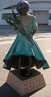 Bronze statue of Dame Edna at Waterfront City, Docklands, Melbourne Edna statue.jpg