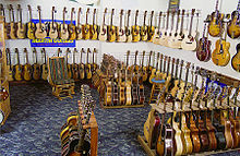 A section of the Elderly showroom offering acoustic and archtop electric guitars Elderlyshowroom1.jpg