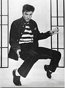 Elvis Presley em Jailhouse Rock (1957)