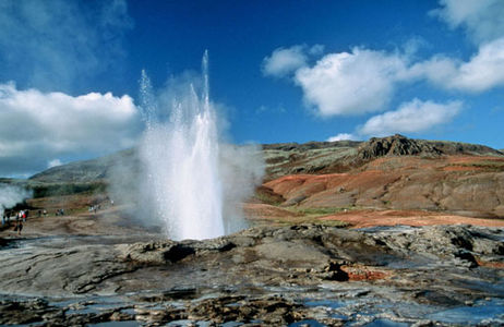 Small eruption of the Great Geysir in 2000