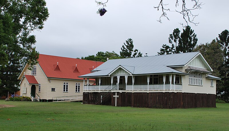 File:Esk Roman Catholic Church & Presbytery.JPG