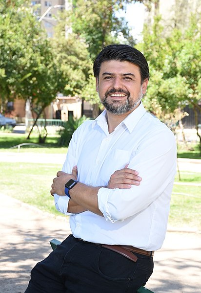 File:Felipe Muñoz Vallejos en Estación Central.jpg