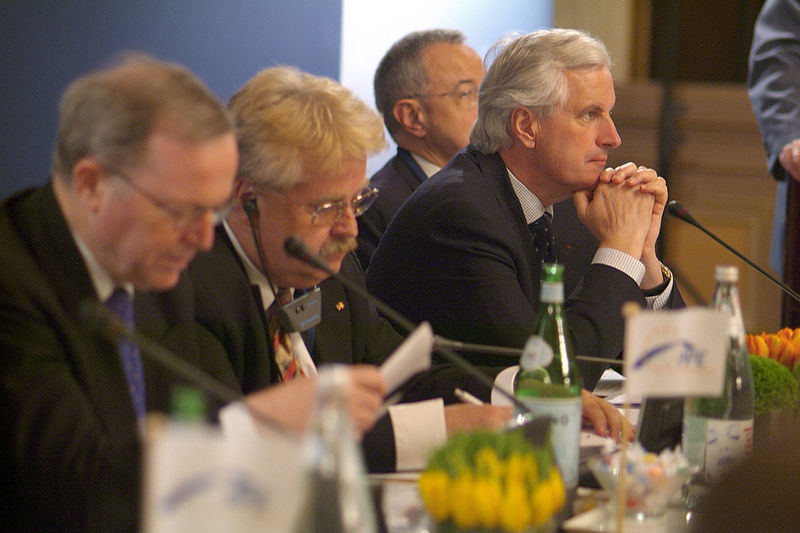 File:Flickr - europeanpeoplesparty - EPP debates on EU Constitution - Paris 8-9 March 2005 (8).jpg