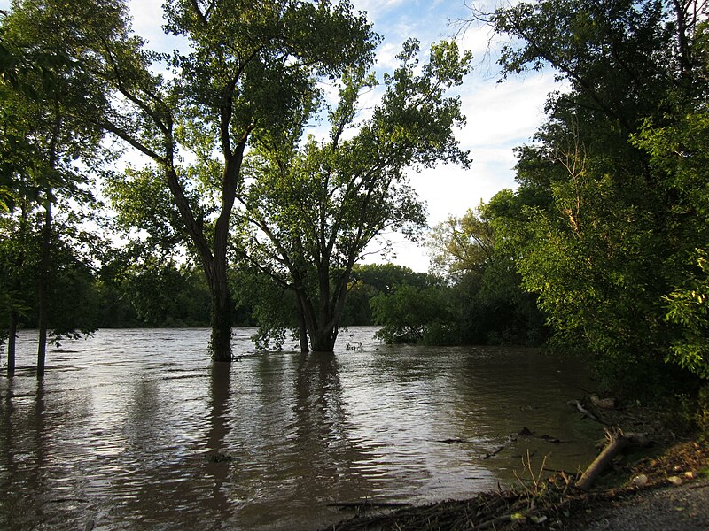 File:Flooding in Schenectady, New York - August 29, 2011 - 6094533691.jpg