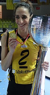 Gözde Kırdar Sonsırma Turkish volleyball player