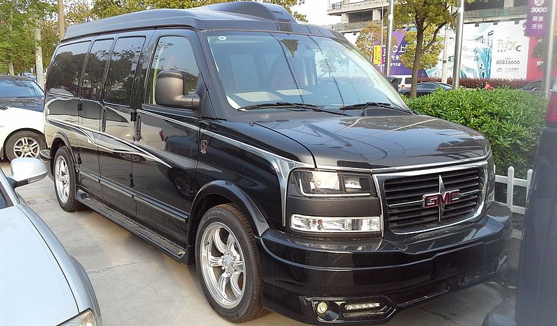 File:GMC Savana II 2 China 2014-04-14.jpg