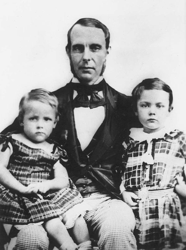 Image: George Morison Robertson and two sons, ca. 1860