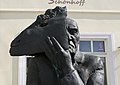 Gesichtzeigen - Bronze-Statue von Wolfgang Mattheuer in Reichenbach im Vogtland (2).JPG