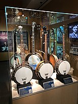 Gibson RB-1 (1933), RB-00 (1940), PB-3 (1929) banjos at the American Banjo Museum
