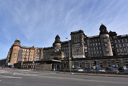 How to get to Glasgow Royal Infirmary with public transport- About the place