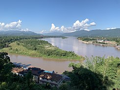Golden Triangle Mekong at Doi Pu Khao 06.jpg