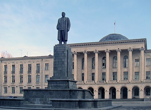 Stadhuis van Gori. Stalinstandbeeld werd in 2010 verwijderd
