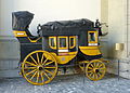 Poštna kočija za 10 potnikov na dvorišču deželnega muzeja v Zürichz