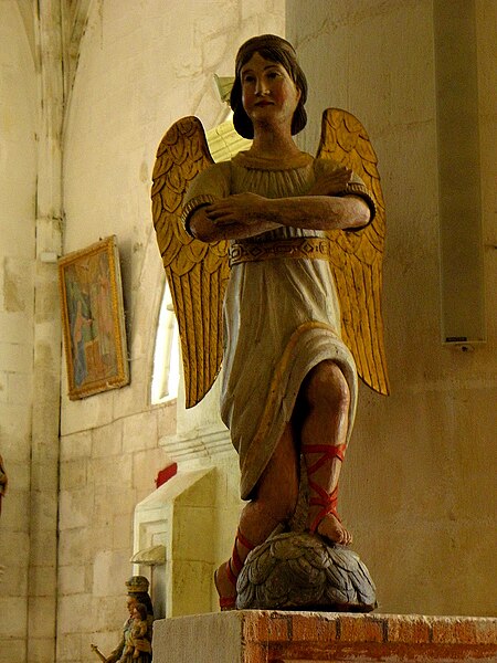 File:Guern (56) Basilique Notre-Dame-de-Quelven Statue 18.JPG