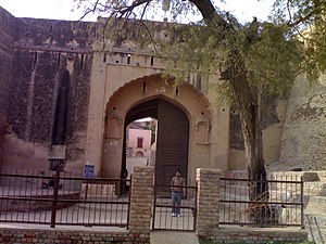 Hanumangarh Bhatner fort.jpg