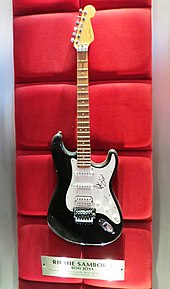 Sambora's Fender Stratocaster at the Hard Rock Cafe, London Hard Rock Cafe London 10.JPG