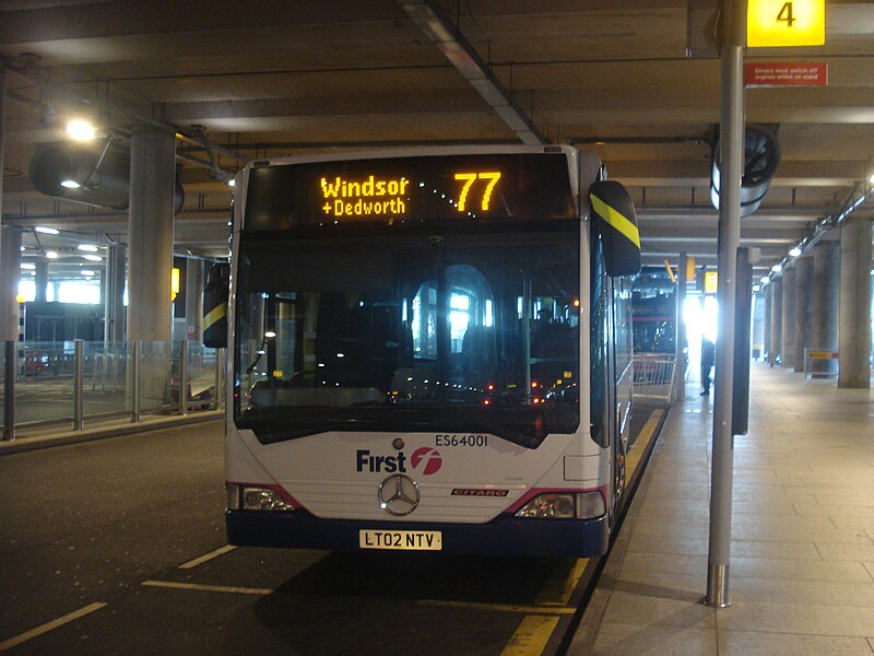 File:Heathrow T5 - First 64001 (LT02NTV) - Au Morandarte DSC01561 Flickr 9629119736.jpg