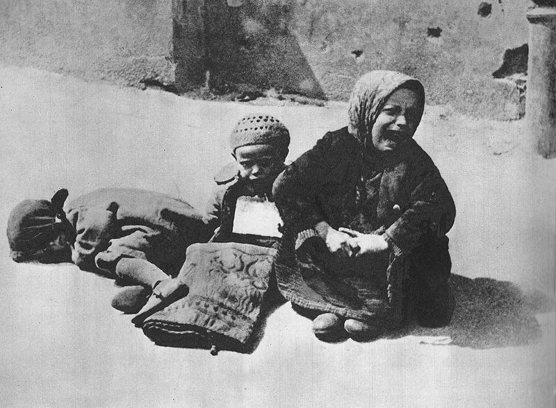 File:Homeless children Warsaw Ghetto.jpg