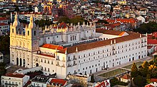 Igreja e Mosteiro de San Vicente de Fora.jpg