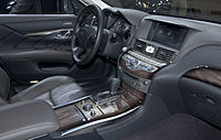 Infiniti M35 Hybrid - Flickr - David Villarreal Fernandez.jpg