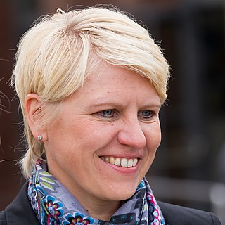 <span class="mw-page-title-main">Doris Fitschen</span> German footballer (born 1968)