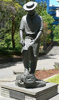 Статуя Джона Бэтмана на Коллинз-Стрит в Мельбурне